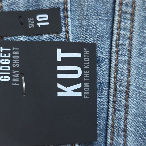 Kut Blue Denim Shorts 10 - Picture 5 of 7